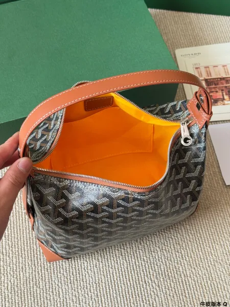 Goyard Saint Louis Mini in Olive Green Canvas Hobo Bag - 7