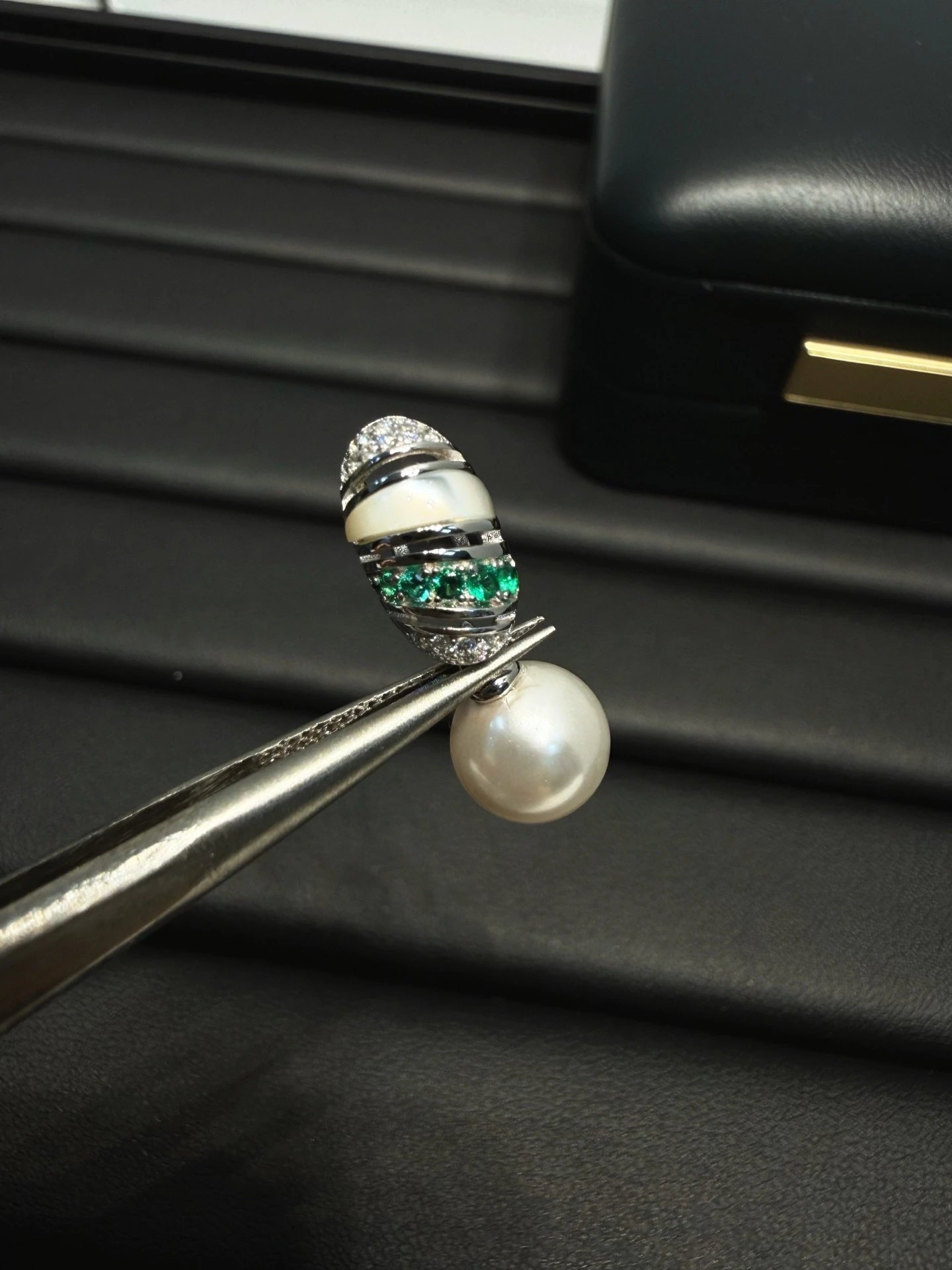 Vintage Pearl Drop Earrings with Zirconia photo 5