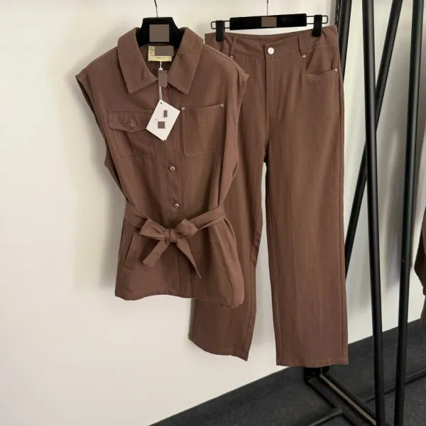 Brown Utility Sleeveless Shirt and Cropped Pants Set - 4