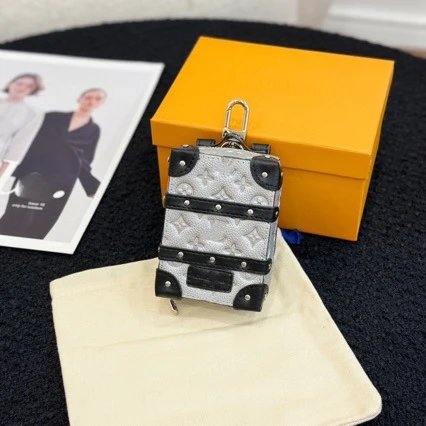 Louis Vuitton Petite Malle Keychain Black Monogram Leather Accessory - 6