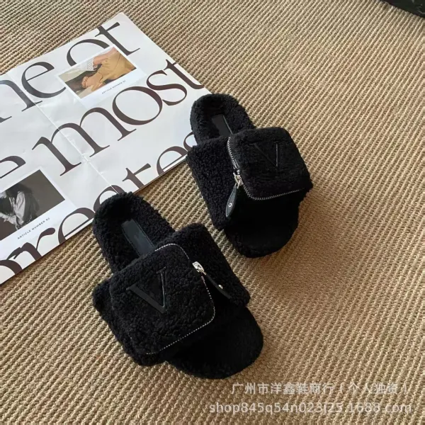 Valentino Garavani VLogo Shearling Slippers Brown - 10