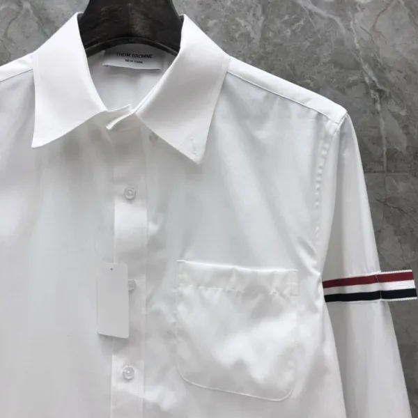 Thom Browne Classic White Shirt with 4-Bar Stripe Sleeve Detail - 7