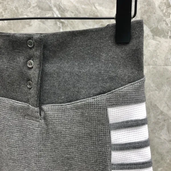 Thom Browne 4-Bar Stripe Waffle Knit Shorts White - 25