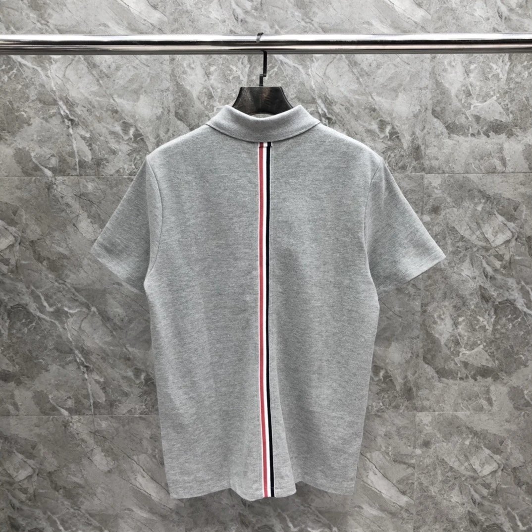 Thom Browne Classic Four-Bar Stripe Gray Polo - 23