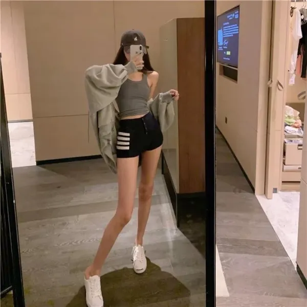 Thom Browne 4-Bar Stripe Waffle Knit Shorts White - 10