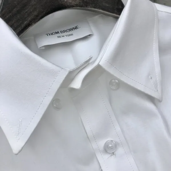 Thom Browne Classic White Shirt with 4-Bar Stripe Sleeve Detail - 8