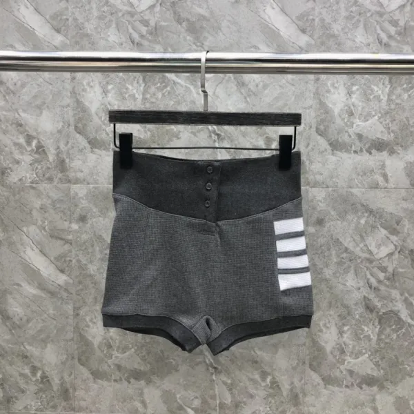 Thom Browne 4-Bar Stripe Waffle Knit Shorts White - 24