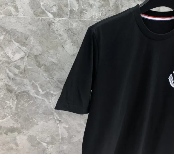 Thom Browne Anchor Embroidered Navy T-Shirt - 18