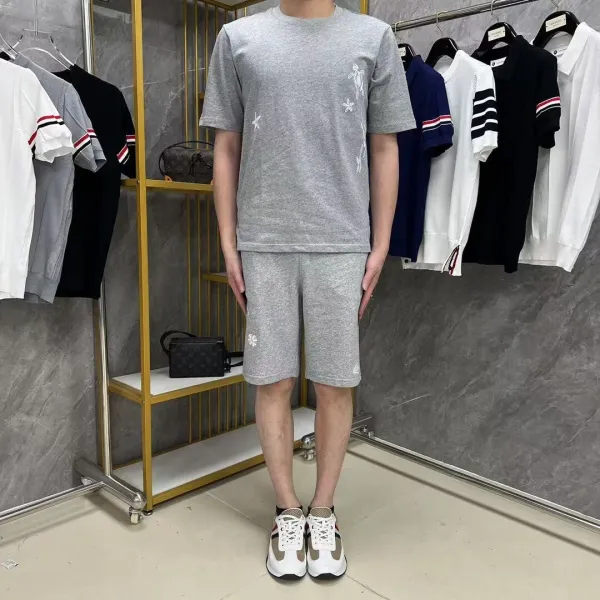 Thom Browne Turtle and Star Embroidered Navy T-Shirt - 6