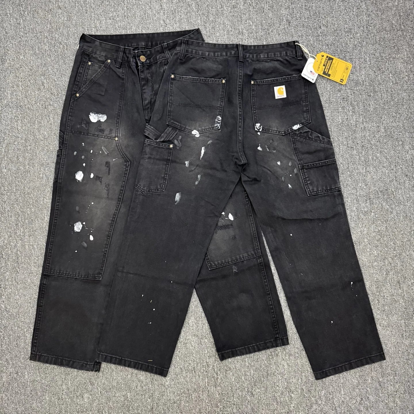 Carhartt Jeans Loose straight-leg carpenter with utility pockets — 608 Black Graffiti