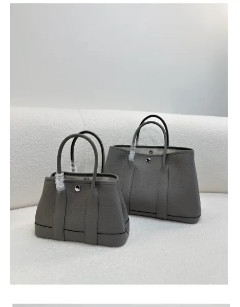 Hermès Picotin Lock in Burgundy Taurillon Leather Handbags - 25