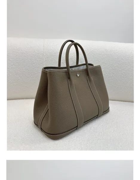Hermès Picotin Lock in Burgundy Taurillon Leather Handbags - 48