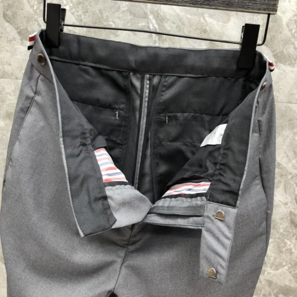 Thom Browne Classic Four-Bar Stripe Navy Blazer - 27