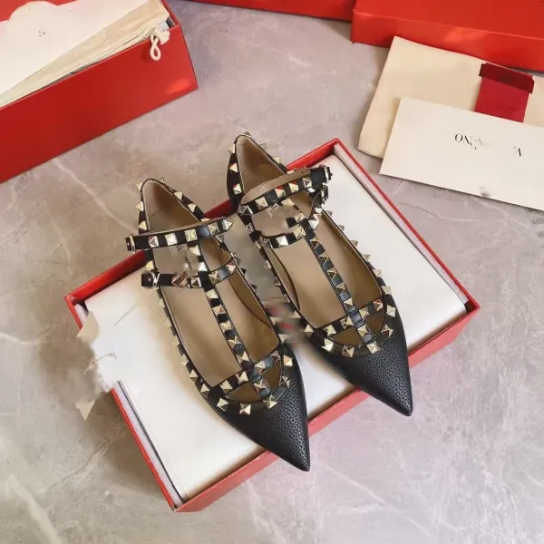 Valentino Garavani Rockstud Flat Black and Nude Leather Mary Jane Shoes - 21