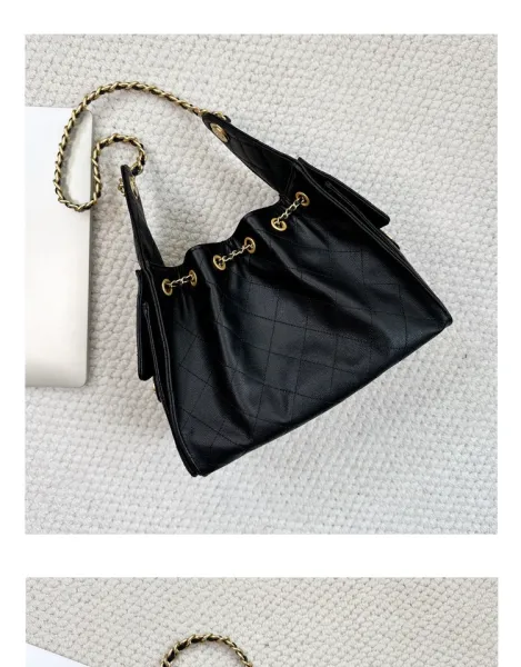 Chanel 22 Bag Black Quilted Leather Chain Shoulder Bag - 22