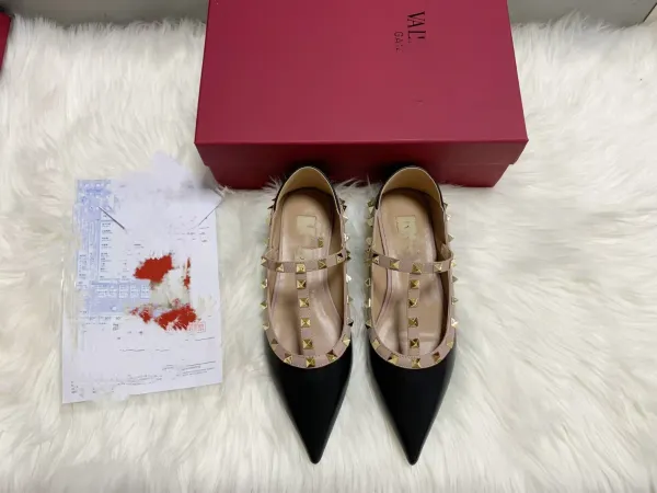 Valentino Garavani Rockstud Flat Black and Nude Leather Mary Jane Shoes - 26