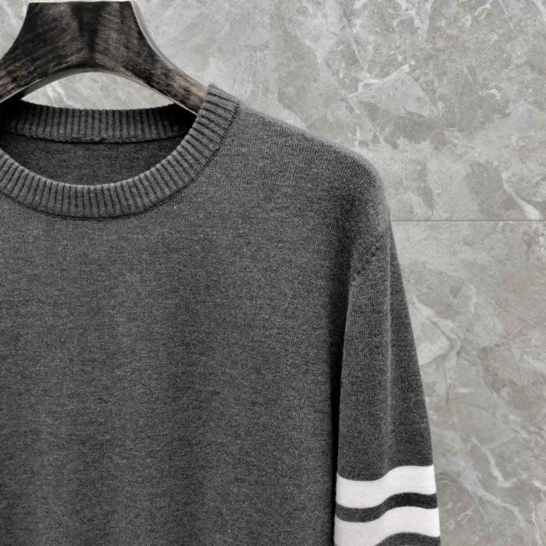 Thom Browne 4-Bar Stripe Crewneck Sweater Beige - 29