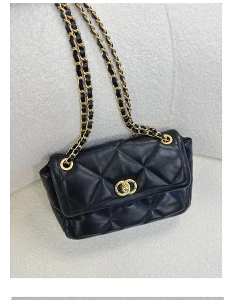 Chanel 19 Bag Black Quilted Leather Chain Shoulder Bag - 17