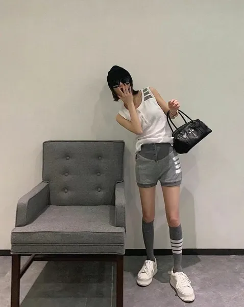 Thom Browne 4-Bar Stripe Waffle Knit Shorts White - 7