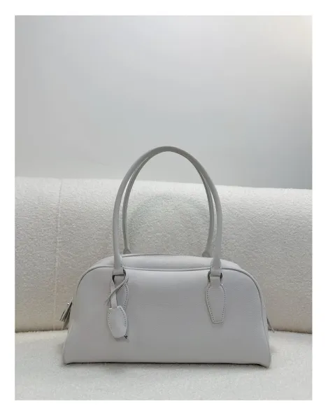 Hermès Bolide 2023 White Calfskin Handbag - 17
