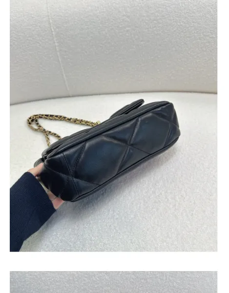 Chanel 19 Bag Black Quilted Leather Chain Shoulder Bag - 20