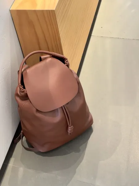 Bottega Veneta The Pouch Backpack Army Green Leather Backpack - 3
