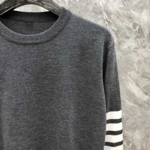 Thom Browne 4-Bar Stripe Navy Wool Sweater - 17