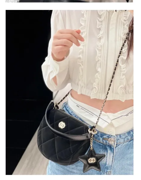 Chanel 22 Mini Quilted Half-Moon Bag Black Shoulder Bag - 9