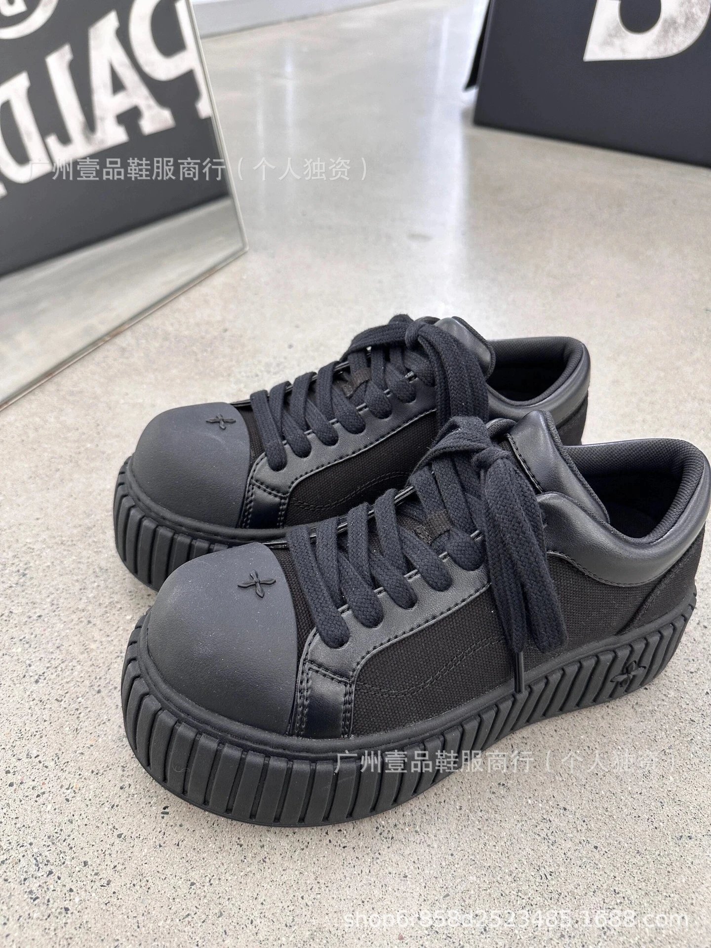 Off-White x Unknown Designer Chunky Platform Sneakers Black/White - 12