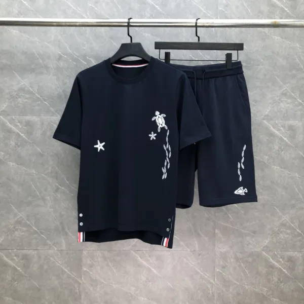 Thom Browne Turtle and Star Embroidered Navy T-Shirt - 9