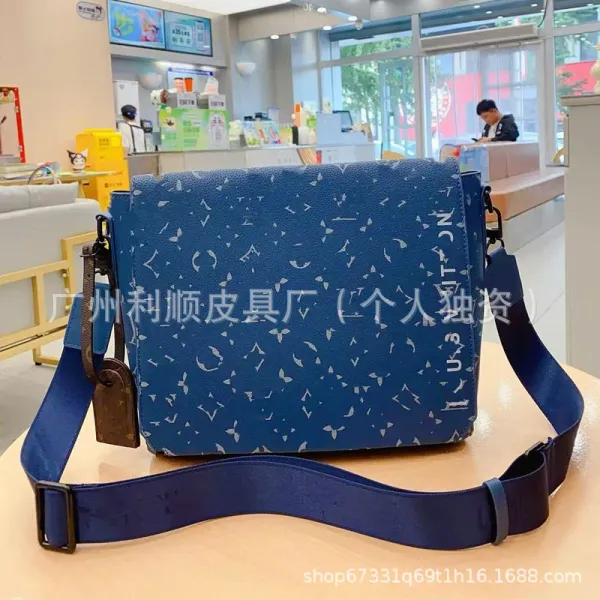 Louis Vuitton Damier Graphite Messenger Bag - 10