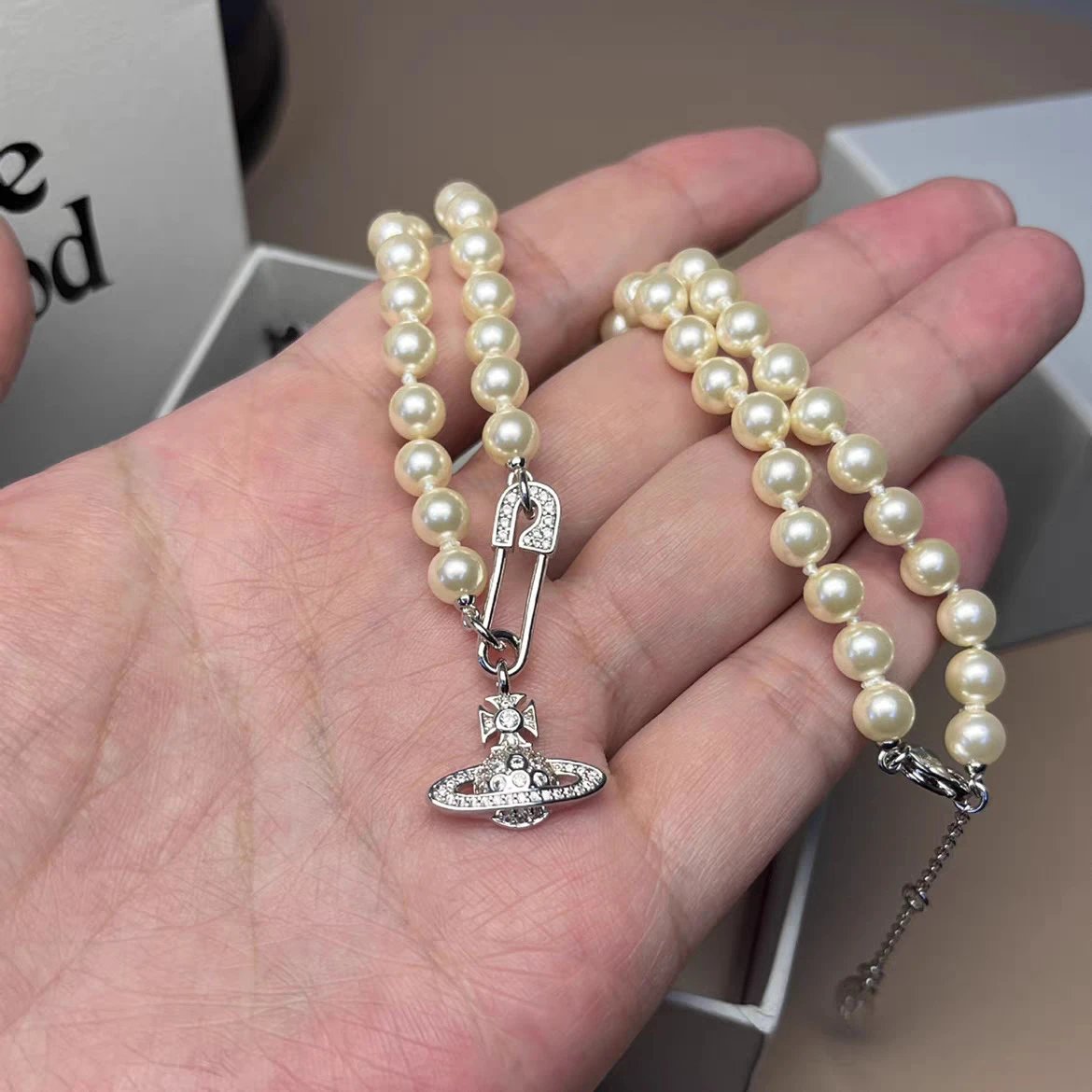 Vivienne Westwood Orb Pearl Necklace Gold - 21