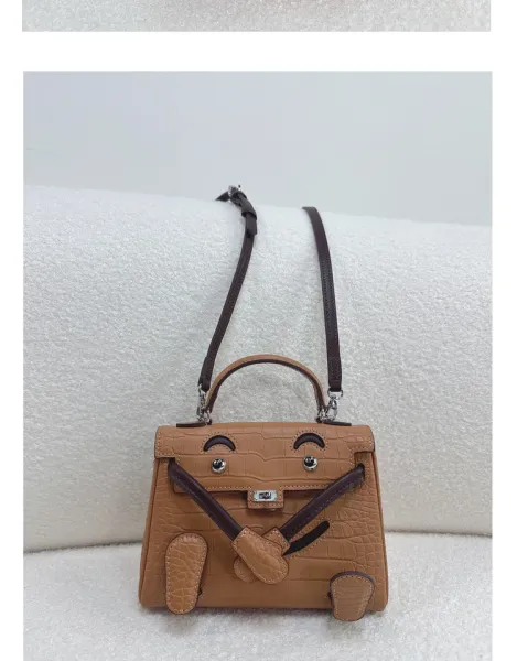 Hermès Mini Kelly Pochette Crocodile Black Handbag - 40