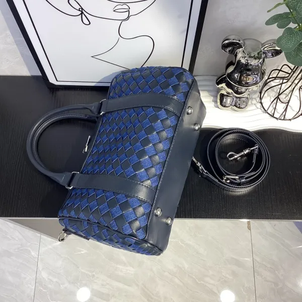 Bottega Veneta Intrecciato Woven Leather Boston Bag Black - 18