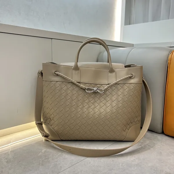 Bottega Veneta Cassette Tote Burgundy Woven Leather Handbag - 15