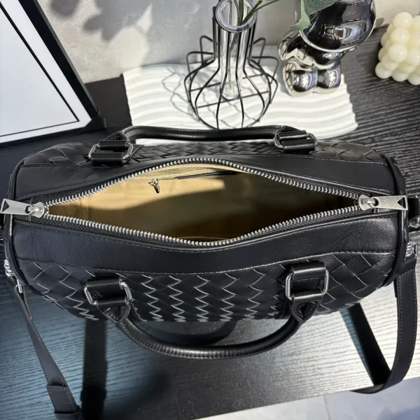 Bottega Veneta Intrecciato Woven Leather Boston Bag Black - 15
