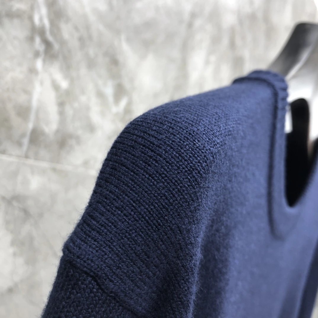 Thom Browne 4-Bar Stripe Crewneck Sweater Beige - 21