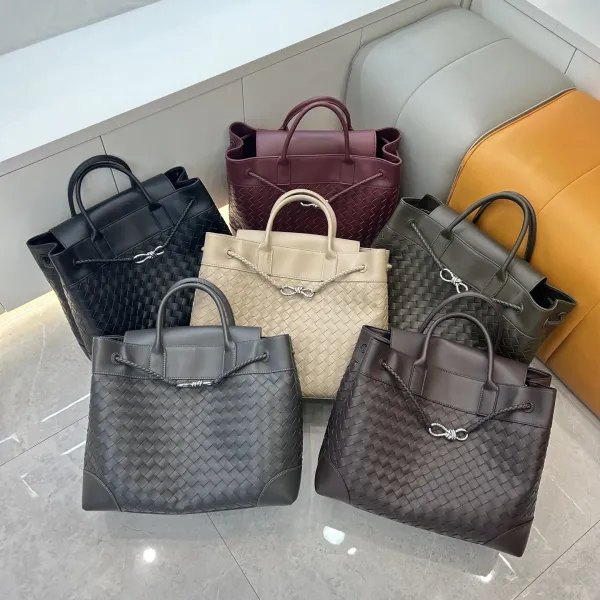 Bottega Veneta Cassette Tote Burgundy Woven Leather Handbag - 7