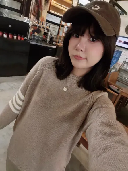 Thom Browne 4-Bar Stripe Crewneck Sweater Gray - 23