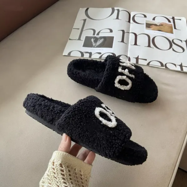 Off-White Fuzzy Slide Slippers Black - 8