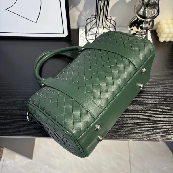 Bottega Veneta Intrecciato Woven Leather Boston Bag Black - 24