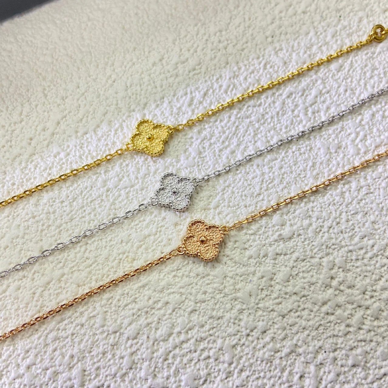 Van Cleef & Arpels Alhambra Four-Leaf Clover Gold Bracelet - 5