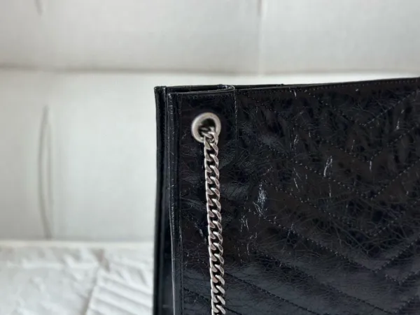 Saint Laurent Monogramme Chain Bag Black Patent Leather Shoulder Bag - 6
