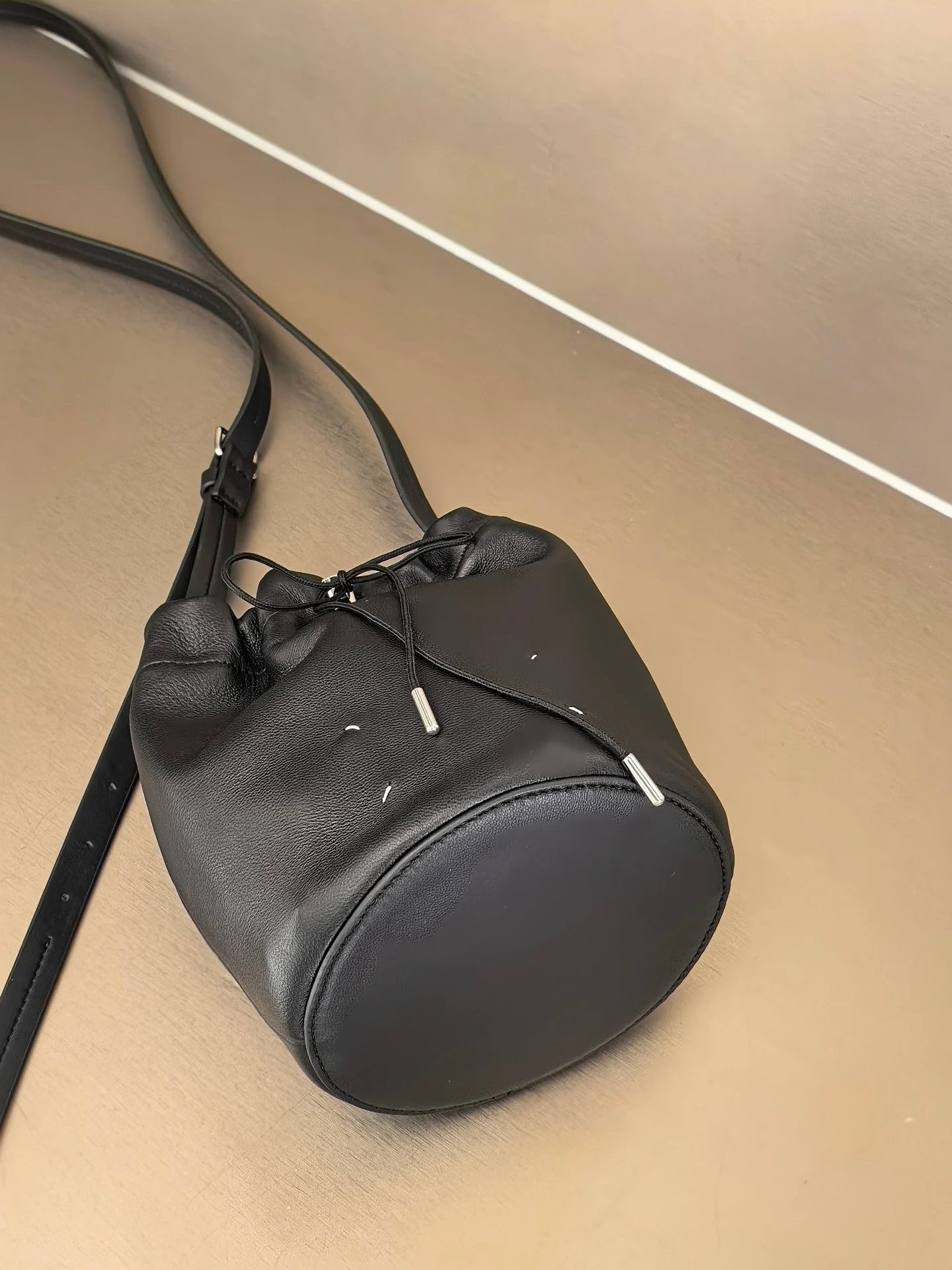 Maison Margiela Glam Slam Bucket Bag Black - 10