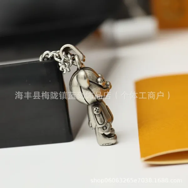 LV-Inspired Robot Bear Pendant Necklace Silver - 3