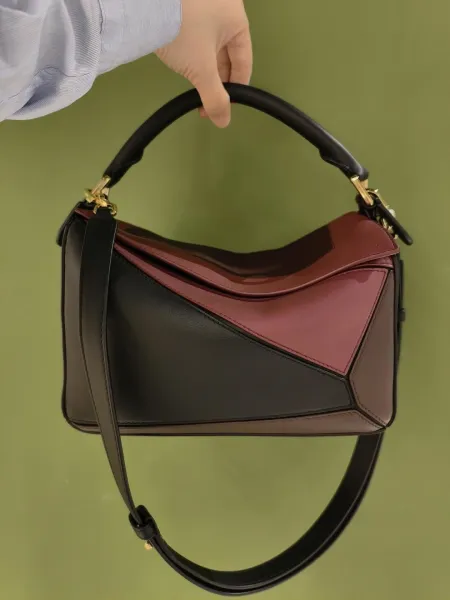 Loewe Puzzle Bag Black and White Leather Shoulder Bag - 21