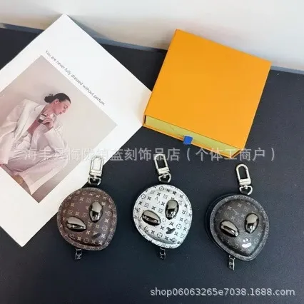 Louis Vuitton Monogram Alien Keychain Brown - 2
