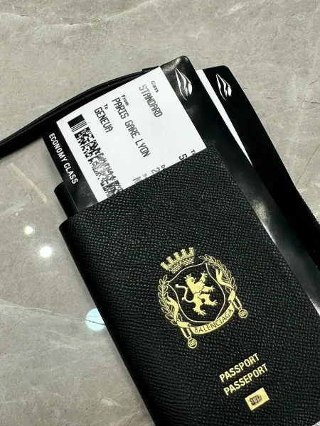 Balenciaga Passport Holder Black Leather Accessory - 19