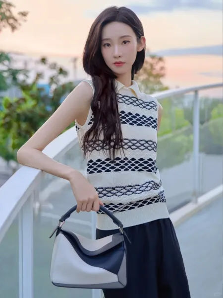 Loewe Puzzle Bag Black and White Leather Shoulder Bag - 9