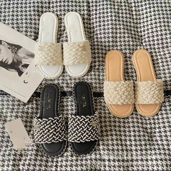 Chanel-inspired Pearl-Embellished Chain Slide Sandals - 3